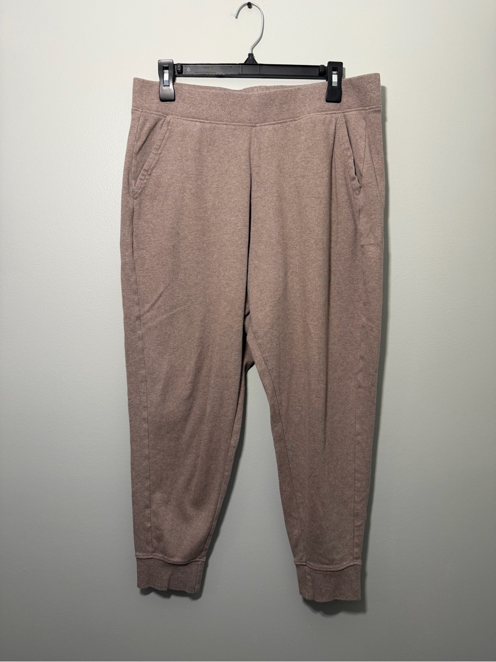 Pact Women's Airplane Joggers Deep Taupe Heather
